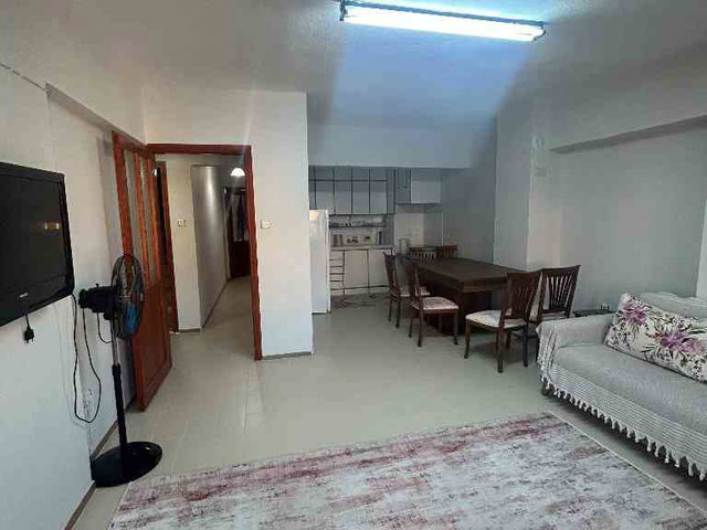 DİKİLI'NİN TAM MERKEZİNDE KİRALIK ARA KAT EŞYALI DAİRE