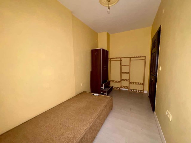 İZMİT YENİŞEHİR MAHALLESİNDE 1+1 EŞYALI KİRALIK DAİRE