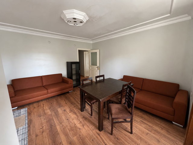ÇOBANÇEŞME’DE METROYA 5 DK | 200 M² | 2 BAĞIMSIZ GİRİŞLİ DUBLEKS