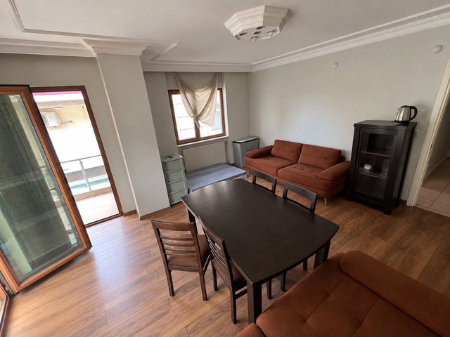 ÇOBANÇEŞME’DE METROYA 5 DK | 200 M² | 2 BAĞIMSIZ GİRİŞLİ DUBLEKS