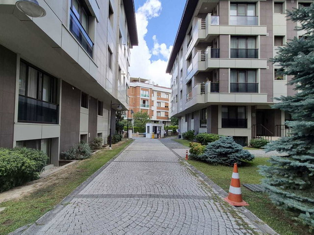ACIBADEM MİM YAŞAM SİTESİNDE 2+1 BOŞ SATILIK DAİRE