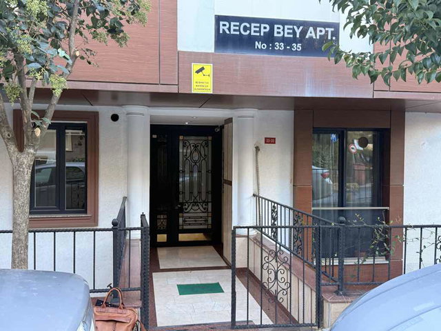 HALİL RIFAT PAŞA’DA 18 M² BAHÇELİ, DÜZ AYAK 1+1 | 65 M² | PARK VE OTOBÜS DURAĞI YANI KİRALIK