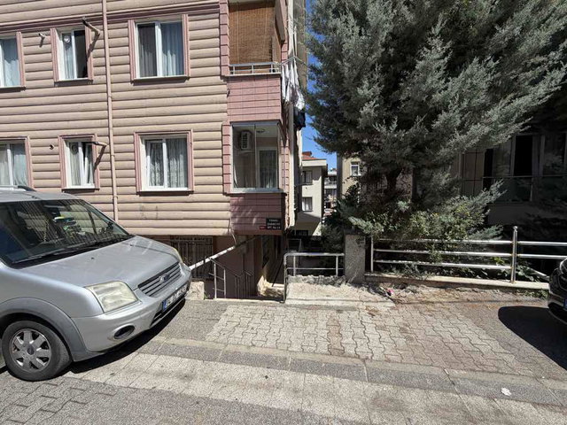 ATAŞEHİR ESATPAŞADA EMAAR AVMYE YÜRÜME MESAFESİNDE 2+1 DAİRE