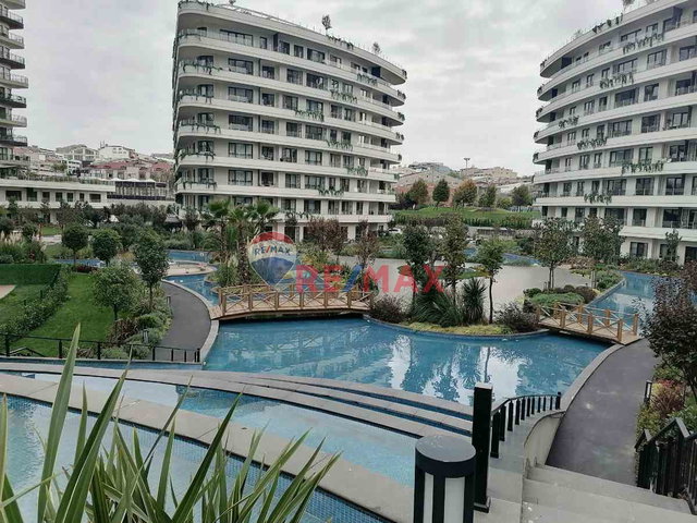 SEVCAN REMAX NEF BAHÇELIEVLER ENGENİŞ 1+1 PEYSAJ ŞEHIR MANZ.BAKIMLI