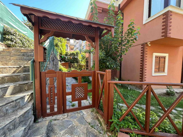 YAKACIK ŞEKERSUYU AYAZMA KONAKLARI 5+2 SATILIK MÜSTAKİL VİLLA