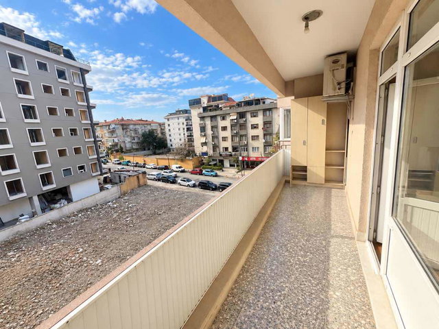 DEPOZİTOSUZ BATI MAH. BALKONLU ARA KAT 3+1 KİRALIK DAİRE