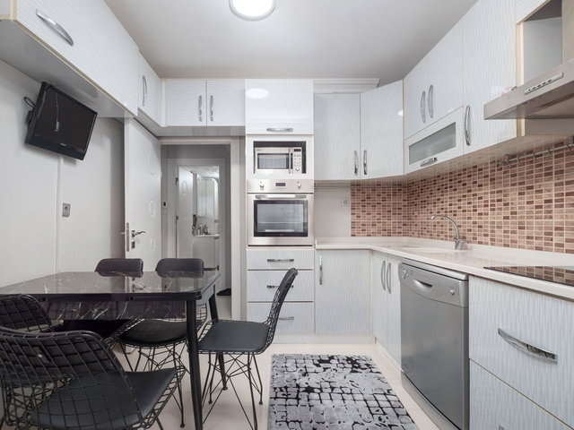REMAX ADVANTGE'DEN ARAKAT 2+1 TEMIZ DAIRE