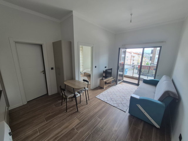 REMAX DREAM'DEN BOĞAZOVA CADDESİNDE EŞYALI SATILIK 1+1 DAİRE