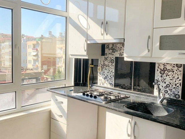 SAMSUN İLKADIM ÇİFTLİK CADDESİ PARALELİNDE KİRALIK 2+1 DAİRE