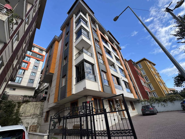 EYÜP ALİBEYKÖY EMNİYETTEPE ASANSÖRLÜ BİNA 110M² 2+1 ANKASTRE MUTFAK ÇİFT BALKON ÇİFT WC ÜÇ CEPHE