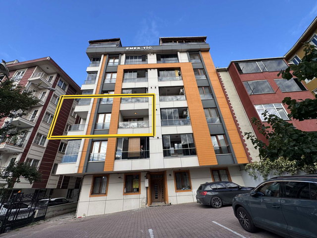 EYÜP ALİBEYKÖY EMNİYETTEPE ASANSÖRLÜ BİNA 110M² 2+1 ANKASTRE MUTFAK ÇİFT BALKON ÇİFT WC ÜÇ CEPHE