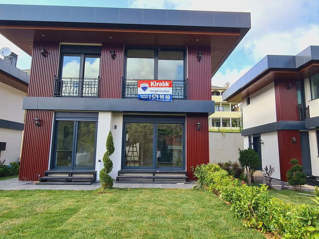 DOĞA MANZARALI, SIFIR KIRALIK 5+1 LÜKS VILLA