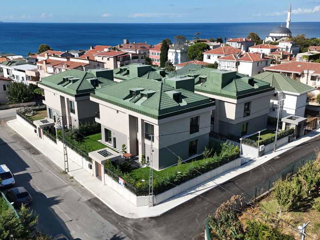 REMAX TEN BÜYÜKÇEKMECE GÜZELCE’DE SIFIR, AKILLI EV SİSTEMLİ, 7+2 LÜKS VİLLA