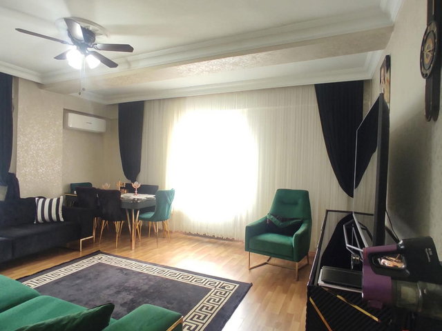 ESENYURT İNÖNÜ MAHALLESİ’NDE 3+1 | 125 M² | 2. KAT | GENİŞ ARSA PAYLI BAKIMLI SATILIK ARAKAT DAİRE