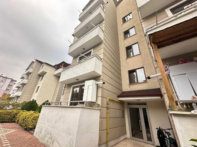 REMAXÇAKRA ÖMER ONAYCI'DAN TOPÇULARDA SITE İÇI 3+1 BAHÇE DUBLEKS