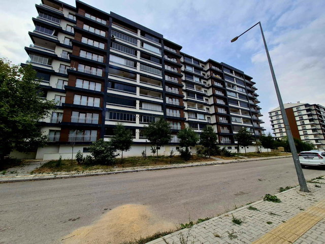 RE/MAX DEĞİŞİMDEN CUMHURİYET TOKİLERDE SATILIK, 3+1, ARA KAT DAİRE