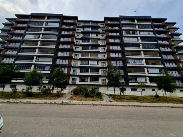 RE/MAX DEĞİŞİMDEN CUMHURİYET TOKİLERDE SATILIK, 3+1, ARA KAT DAİRE