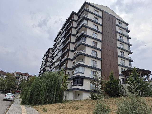 RE/MAX DEĞİŞİMDEN CUMHURİYET TOKİLERDE SATILIK, 3+1, ARA KAT DAİRE