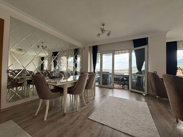 REMAX BEYAZ NİLÜFER KONAK’TA KUMOVA BERKER SİTESİ’NDE 3 CEPHELİ, LÜKS 3+1 DAIRE