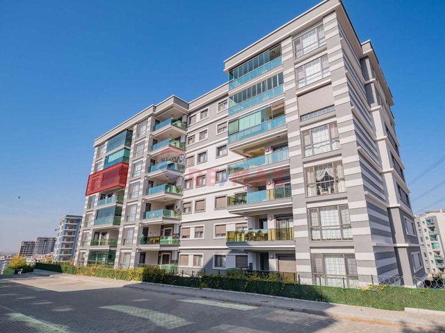 EGEKENT 2 PONTİ KONAKLARI 2'DE SATILIK 3+1 DAİRE BOŞ