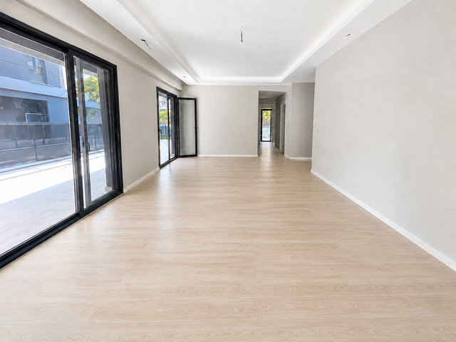 NK TUZLA YENİ SİTE İÇİNDE BAHÇE KULLANIMLI 128M² SATILIK 2+1 DAİRE
