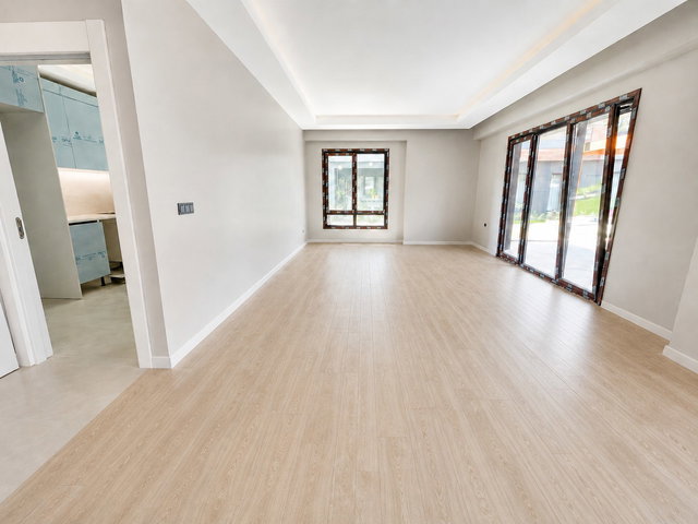 NK TUZLA YENİ SİTE İÇİNDE BAHÇE KULLANIMLI 128M² SATILIK 2+1 DAİRE