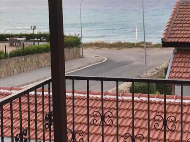 DENIZE YÜRÜME MESAFESINDE 4+1 VILLA