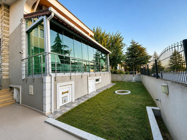 BÜYÜKÇEKMECE GÜZELCEDE 5+1 | 3 KATLI, KAT MÜLKIYETLİ