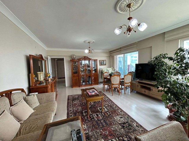 EGE MAHALLESİNDE MUHTEŞEM MANZARALI 3+1 SATILIK DAİRE