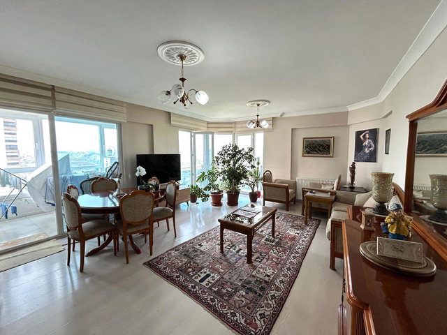 EGE MAHALLESİNDE MUHTEŞEM MANZARALI 3+1 SATILIK DAİRE