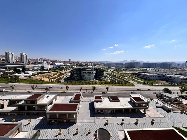 REMAX LEVEL'DAN ADRES ANKARA'DA HASTANE CEPHE 2+1 KİRALIK DAİRE