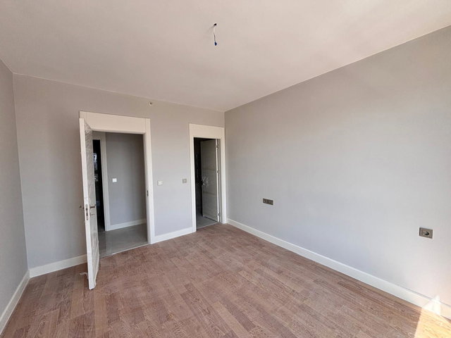 REMAX LEVEL'DAN ADRES ANKARA'DA HASTANE CEPHE 2+1 KİRALIK DAİRE