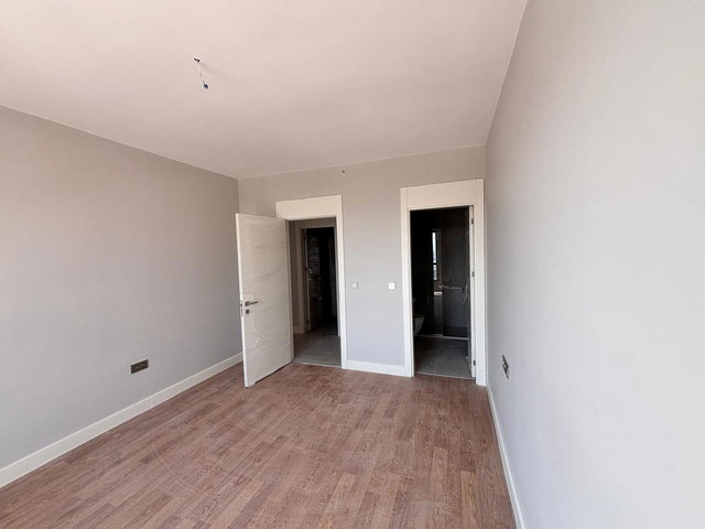 REMAX LEVEL'DAN ADRES ANKARA'DA HASTANE CEPHE 2+1 KİRALIK DAİRE