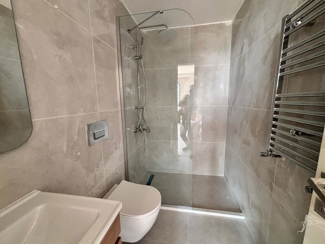REMAX LEVEL'DAN ADRES ANKARA'DA HASTANE CEPHE 2+1 KİRALIK DAİRE