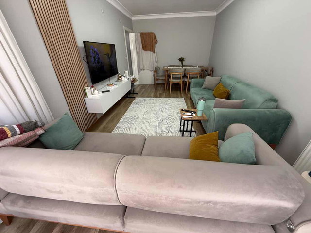 BEYOĞLU ÖRNEKTEPE’DE 150 M² BRÜT 2+2 ÇATI KATI DAİRE | BALKONLU