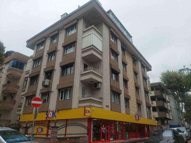 BAHÇELİEVLER  MERKEZDE  MÜSTAKİL GIRIŞLİ DUBLEX  350 M2 SATILIK DAIRE
