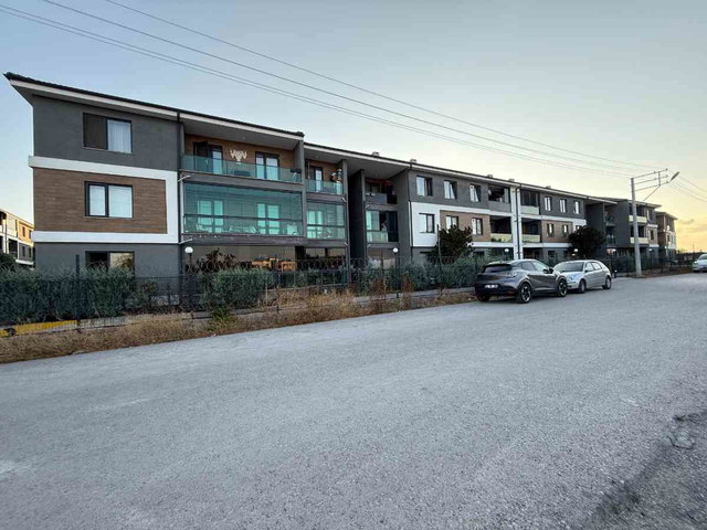 DEMİRKAPI KONAKLARI'NDA KİRALIK 3+1 DAİRE - BAHADIR EKER'DEN