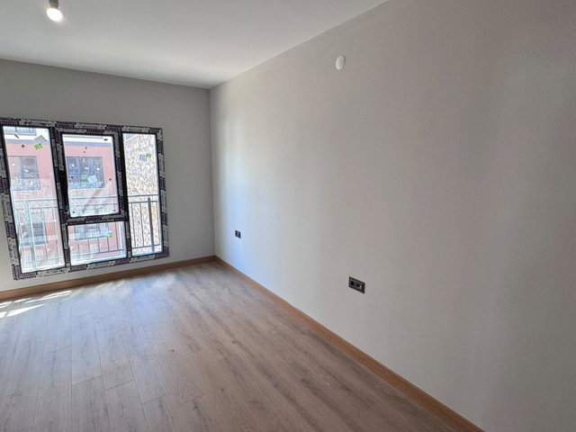 AKOĞUZ ÇAMURLU TOKİ 3+1 KİRALIK DAİRE