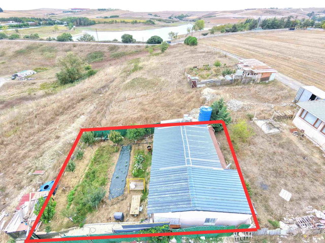 SATILIK 390 M2 ARSA İÇİNDE YENİ 100 M2 MÜSTAKİL EV