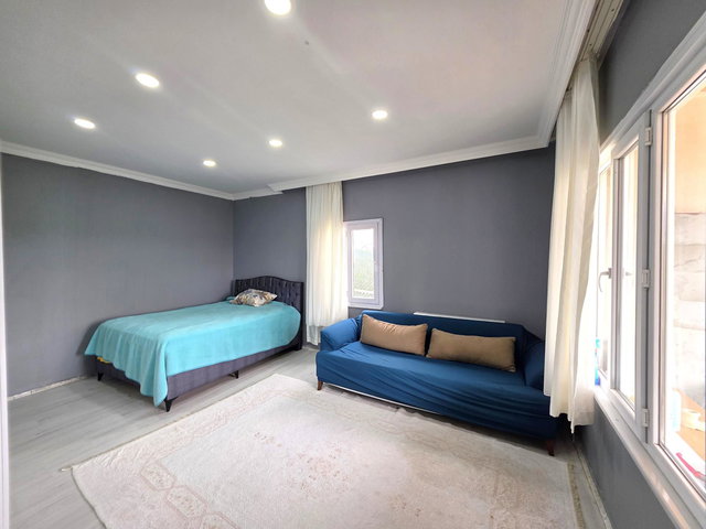 SATILIK 390 M2 ARSA İÇİNDE YENİ 100 M2 MÜSTAKİL EV