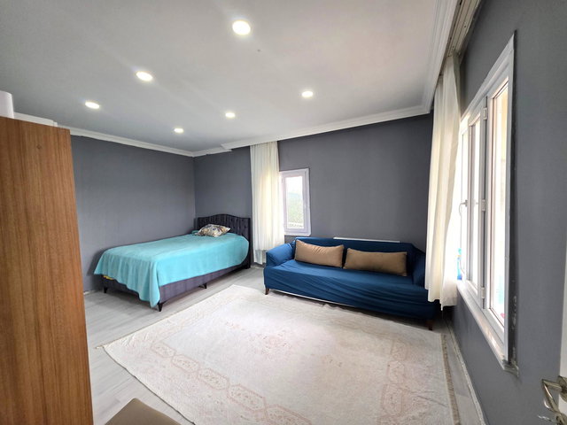 SATILIK 390 M2 ARSA İÇİNDE YENİ 100 M2 MÜSTAKİL EV
