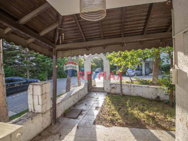 KORU MAH.DOĞA SITESI SATILIK İŞ YERINE UYGUN KÖŞE VILLA