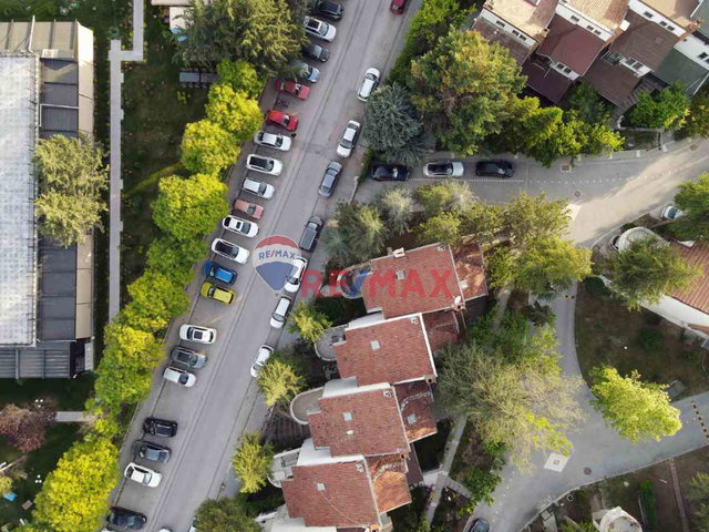 KORU MAH.DOĞA SITESI SATILIK İŞ YERINE UYGUN KÖŞE VILLA