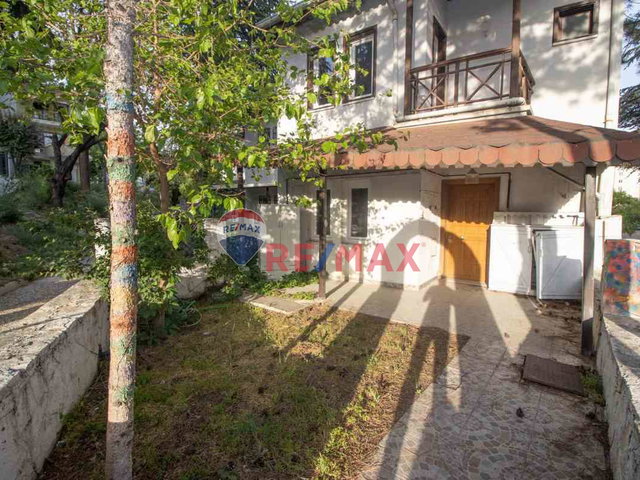 KORU MAH.DOĞA SITESI SATILIK İŞ YERINE UYGUN KÖŞE VILLA
