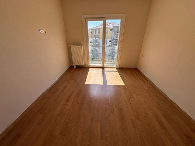SİLİVRİ KİPTAŞ 3 ETAP’TA GÜNEY-BATI CEPHELİ 2+1 | 5. KAT | BALKONLU