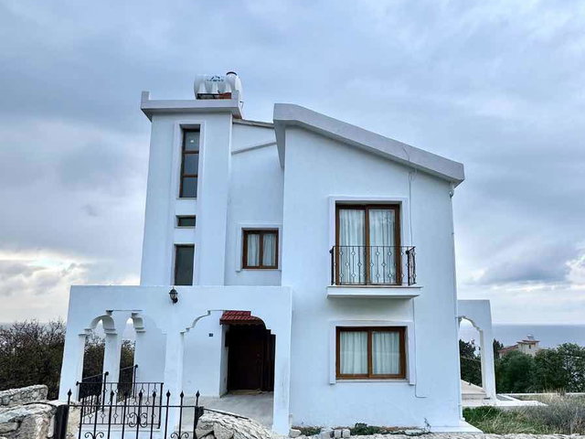 ESENTEPE'DE MUHTEŞEM DENIZ MANZARALI 3 KATLI MOBILYALI EV