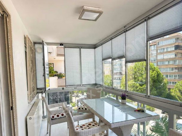 REMAX SMYRNA DAN SUSUZDEDE DE 4+1 LÜX DAİRE
