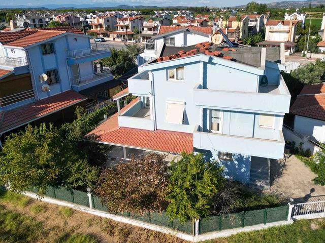 AYVALIK ALTINOVA’DA SATILIK VİLLA