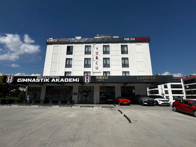 REMAX DEM'DEN ERGENEKON MAH. EŞYALI 2+0 KİRALIK DAİRE