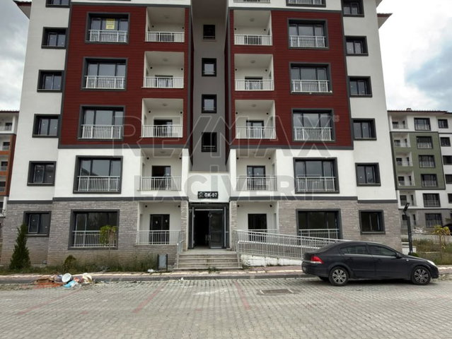 RE/MAX LACİVERT'TEN ILICA  TOKİLER'DE KİRALIK 2+1 SIFIR DAİRE